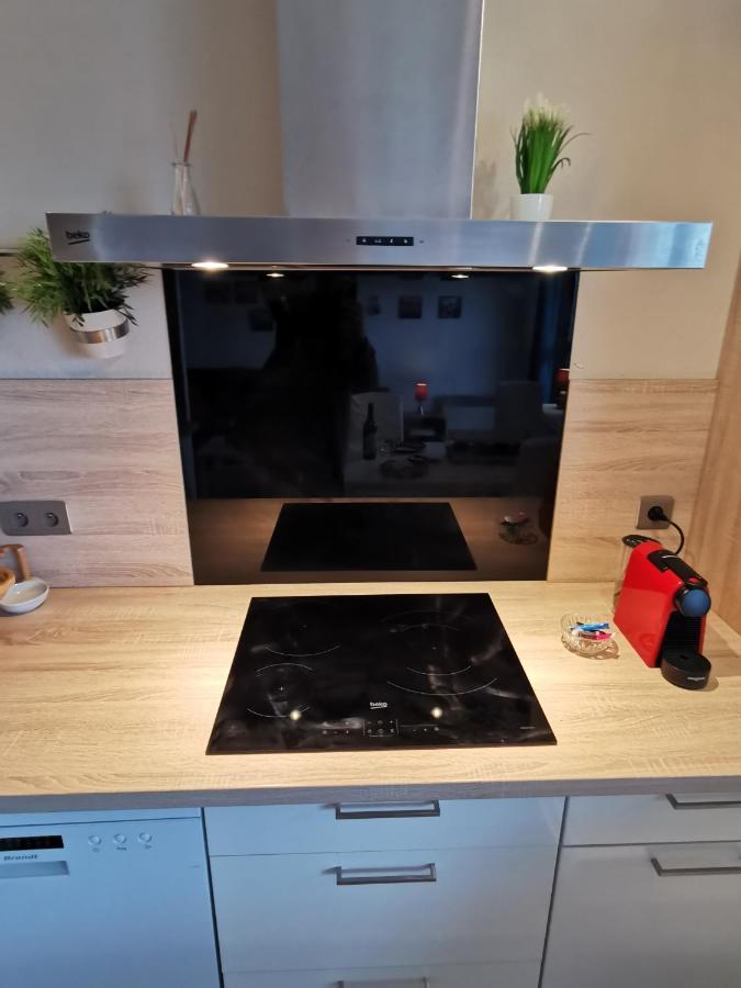 Le Duplex - Hyper Centre - Gare - Wifi - Netflix - Disney + آنسي المظهر الخارجي الصورة