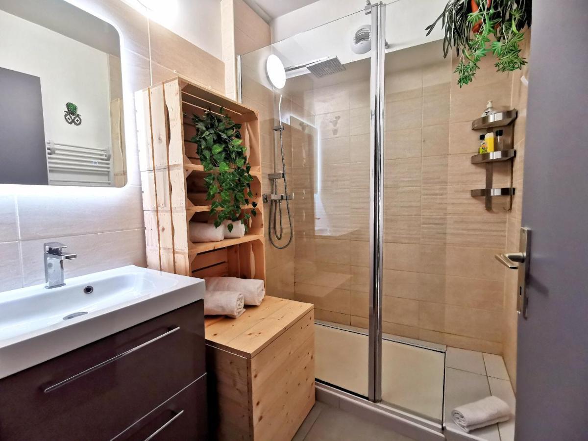 Le Duplex - Hyper Centre - Gare - Wifi - Netflix - Disney + آنسي المظهر الخارجي الصورة